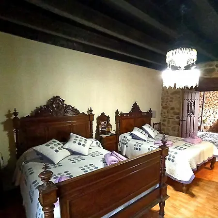 Palacio Del Conde De Rebolledo