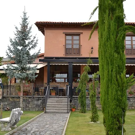 Palacio Del Conde De Rebolledo 3*