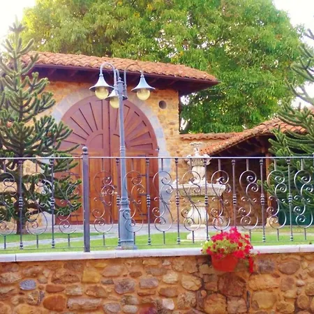 Palacio Del Conde De Rebolledo Villaviciosa de la Ribera